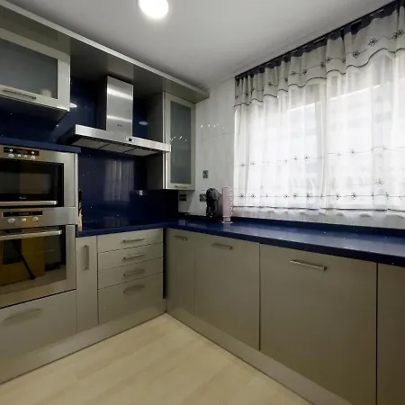 Apartamento Acogedor Atico En By Bebalmy